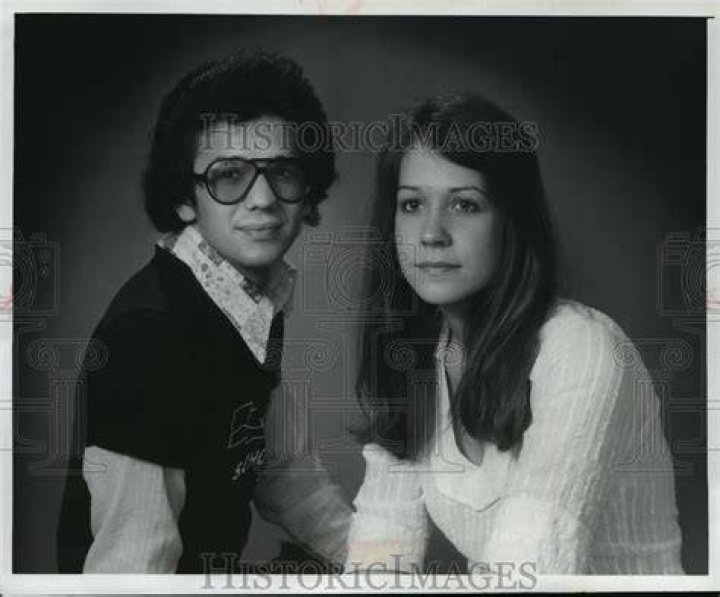 1977 Press Photo Portriat Adrian Zmed, Actor, and Barbara, Wife