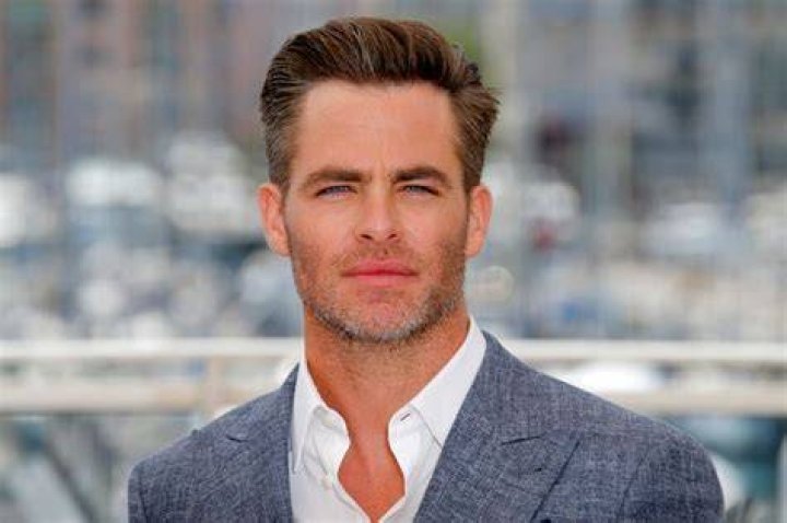 42YearOld Chris Pine Has Radically Changed His Image And No Longer