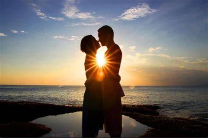 50 Best Romantic Pictures To Show Your Love The WoW Style