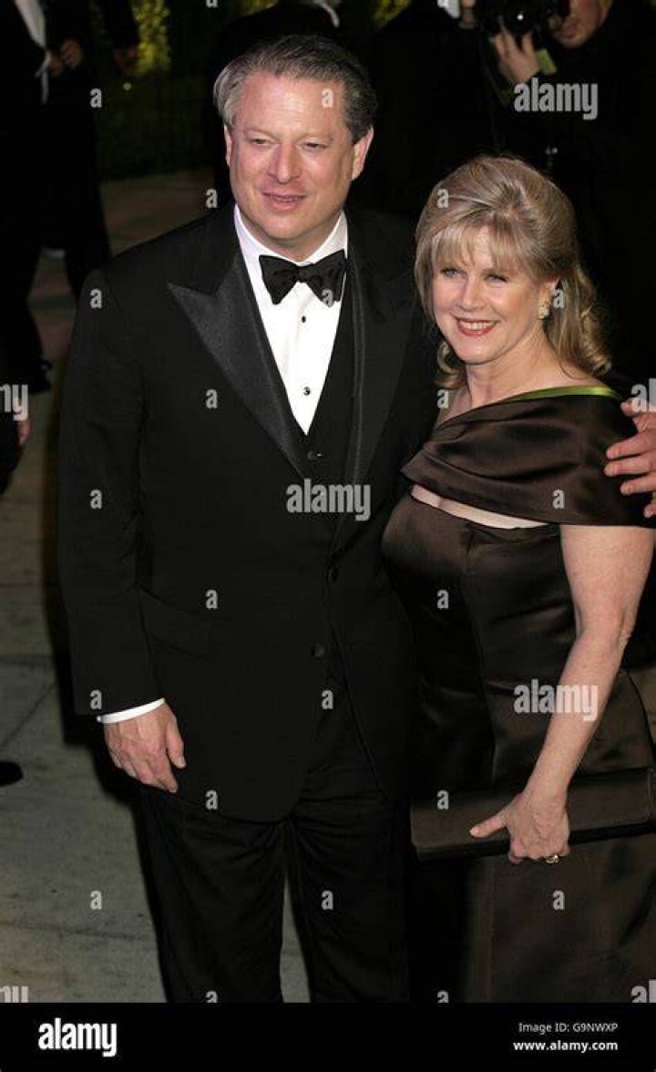 Al Gore and Wife Tipper to Separate CBS News