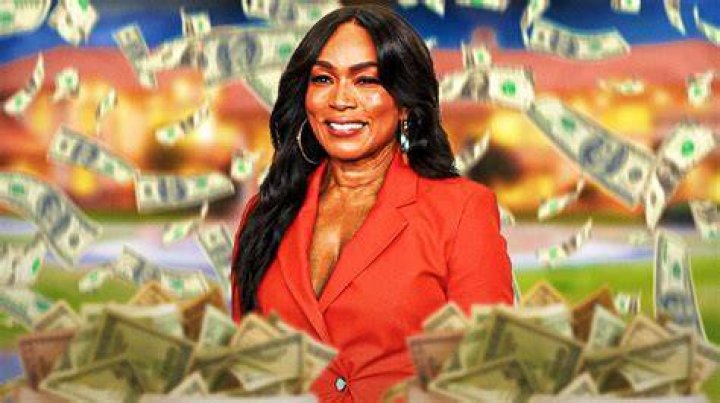 Angela Bassett Net Worth 2024 Height, Salary Age, Cars and Bf