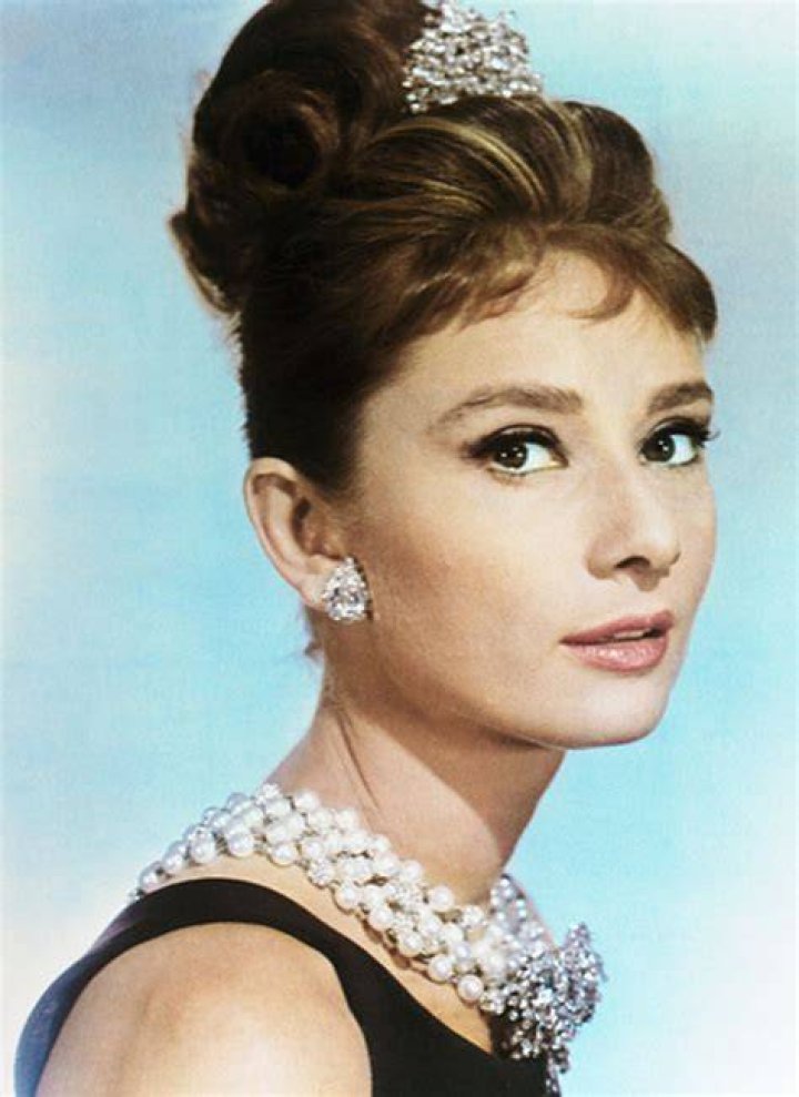 Audrey Hepburn i pi&ugrave; bei gioielli indossati nei film Vogue Italia