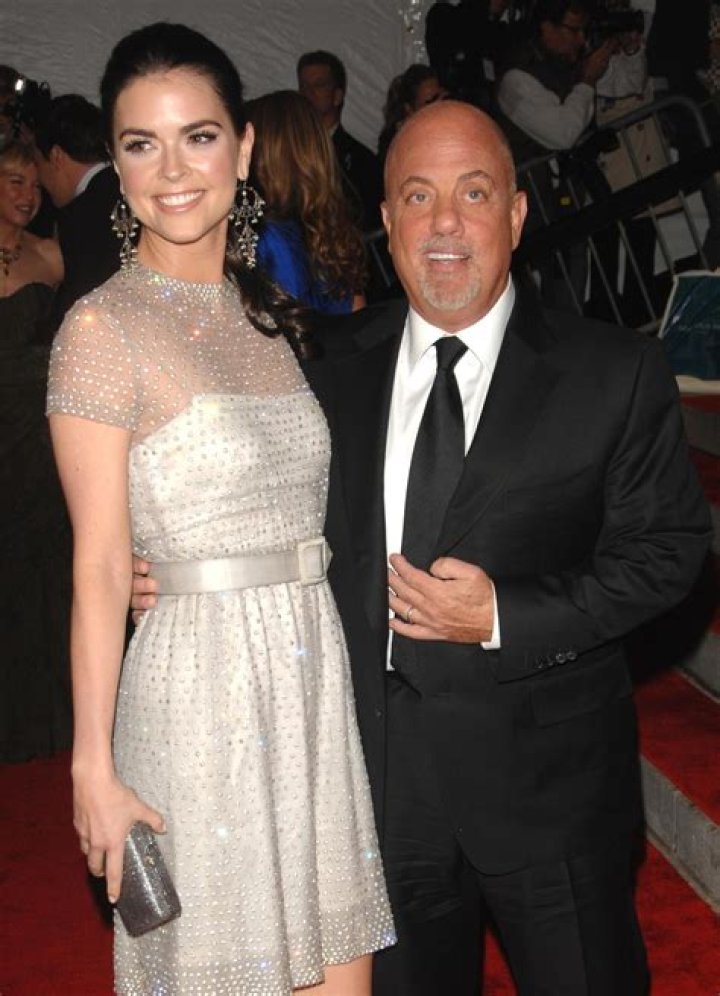 Billy Joel&rsquo;s exwife sells West Village home they once shared for 11