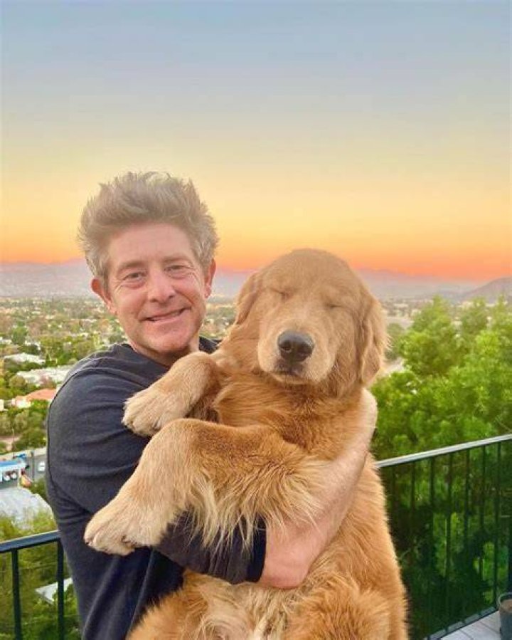 BREAKING Jason Nash engaged to Nivine “why did you unmatch me, it’s me