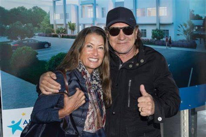 Brenda and Brian Johnson Donate Property To All Star Children&rsquo;s