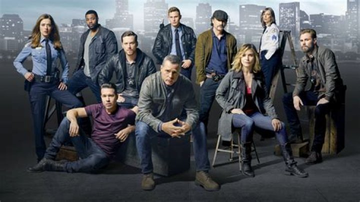 Chicago P.D.'s Jay Halstead Ruins The Character And Kills Upstead