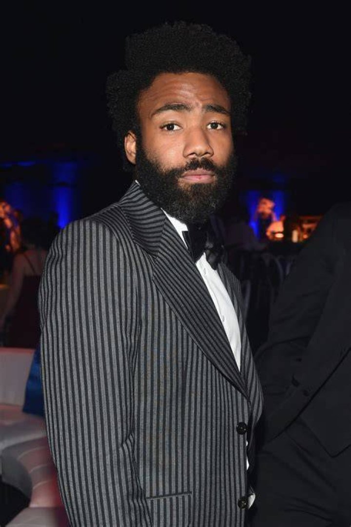 Childish Gambino pays tribute to late father at farewell show 8days