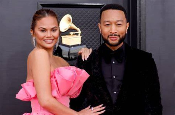 Chrissy Teigen, John Legend Share Photos Of New Baby Girl