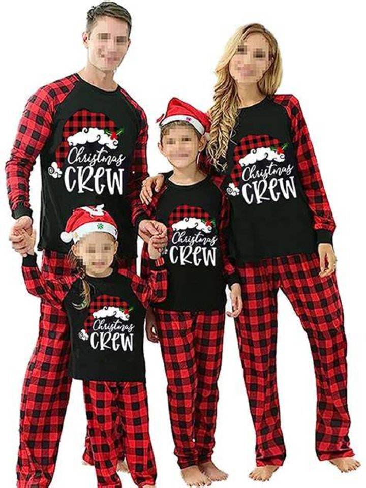 Christmas Pajamas for the Whole Family Merrick's Art