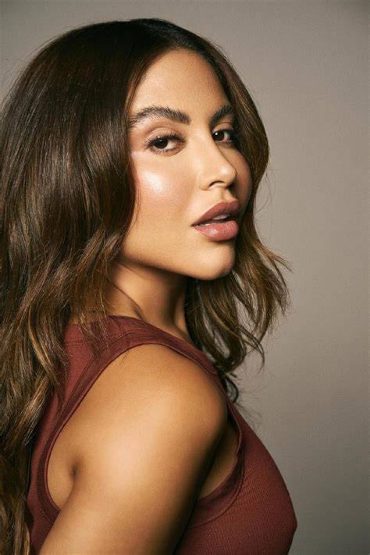 Cinthya Carmona biografia