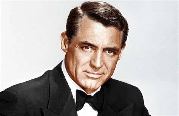 Classic Cary Grant with Second Wife Barbara Hutton. Cary grant, Movie