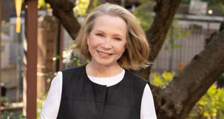 Debra Jo Rupp talks about tackling 'Dr. Ruth'