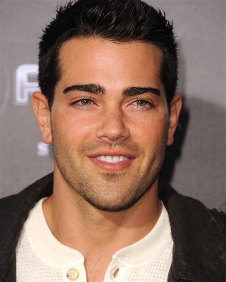 Discovering Jesse Metcalfe's Journey As A Father