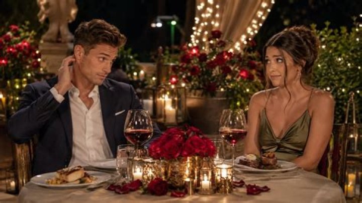 Do they ever eat dinner on The Bachelor?