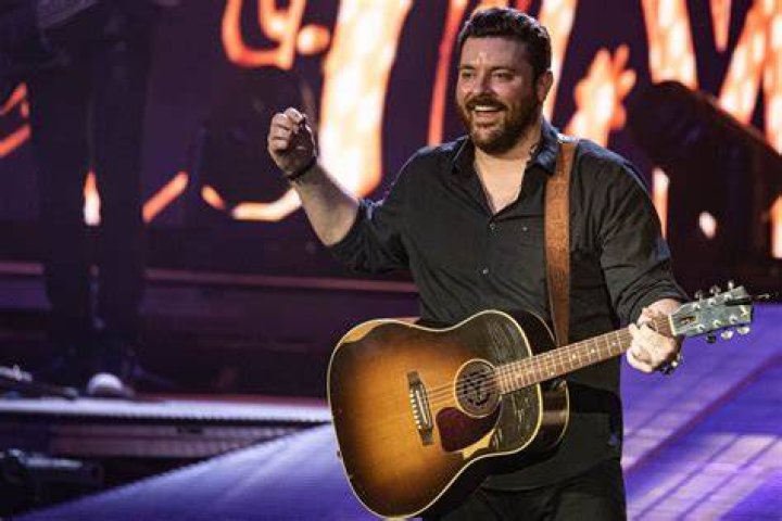 Does Chris Young Have a Wife? Country Singer Prefers to Keep His