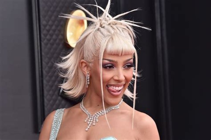 Download Latest Doja Cat Songs, Music, Albums, Biography, Profile, All