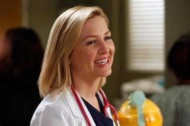Dr. Arizona Robbins (Jessica Capshaw) from Grey's Anatomy Season 14