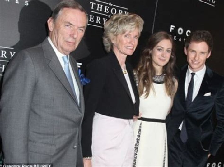 Eddie Redmayne family siblings, parents, children, wife
