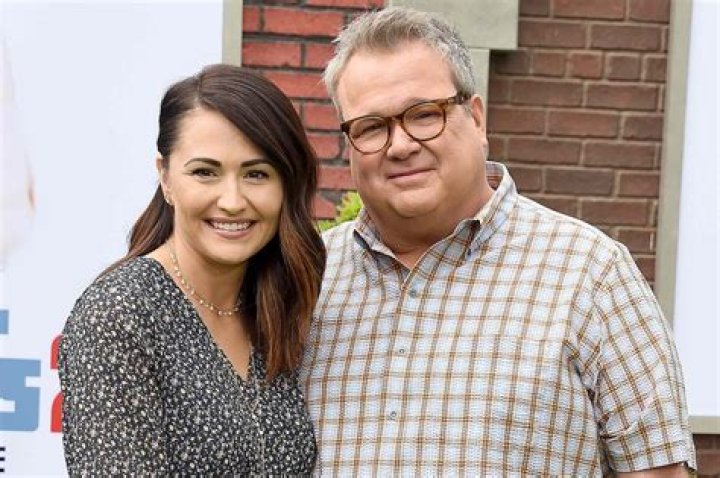 Eric Stonestreet Height, Weight, Age, Girlfriend, Family, Facts, Biography
