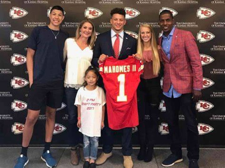 Exploring The Family Roots Of Patrick Mahomes | A Look Into His Parents' Influence