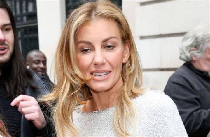 Faith Hill Throat Cancer Terror!