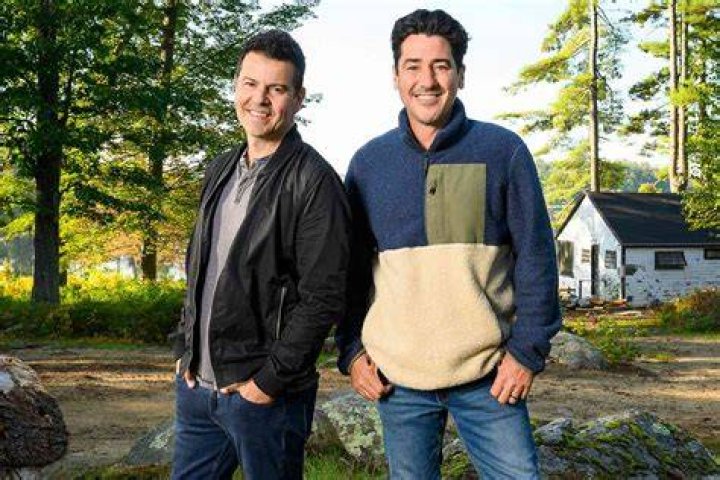 Farmhouse Fixer Jordan Jon Knight in 2021 Jordan knight, Jonathan