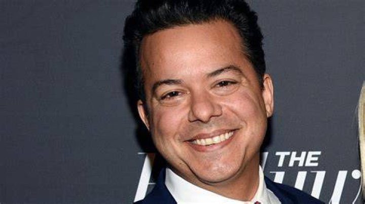 Former CNN anchor takes on professor in primary aimed at finding