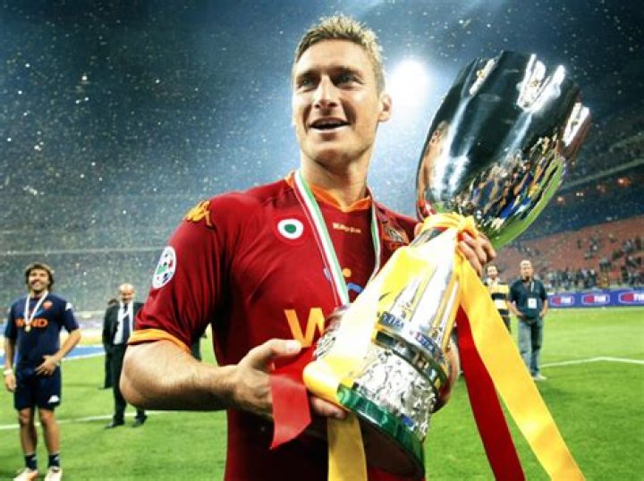 Francesco Totti Net Worth 2023 and Biography Edudwar