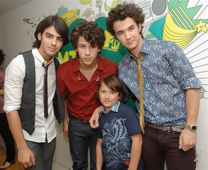 Frankie Jonas Talks Reuniting With Brother Kevin For Big TV Return