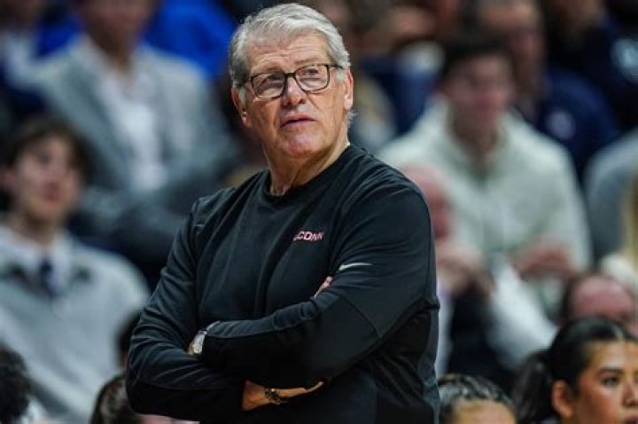 Geno Auriemma Net Worth 2023, Salary, Age, Height, Bio, Family