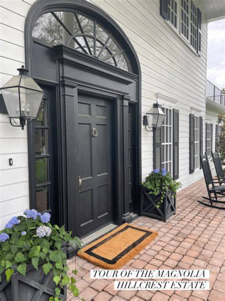 Hillcrest Estate Magnolia Design & Construction Chip & Joanna