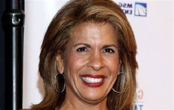Hoda Kotb Biography, Age, Wiki, Height, Weight, Boyfriend, Family & More