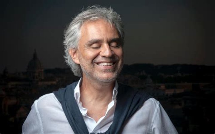 How beautiful is Andrea Bocelli's wife! She's 25 years younger than him