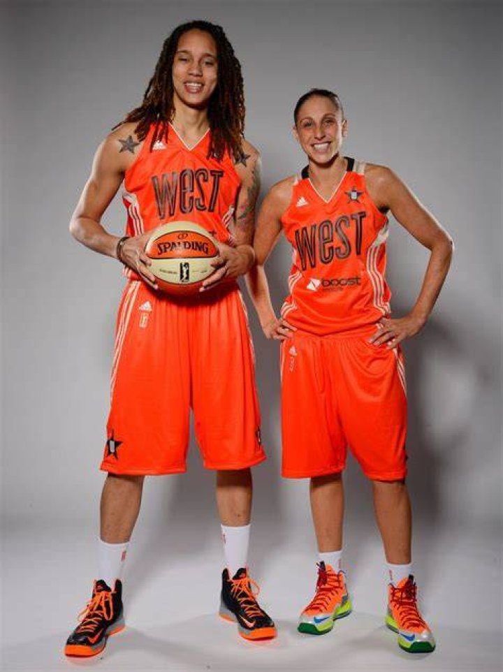 How tall is Brittney Griner in Feet?
