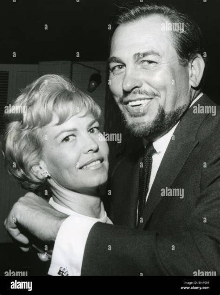 Howard Keel Singer Actor Wife Judy 新闻传媒库存照片 库存图片 Shutterstock