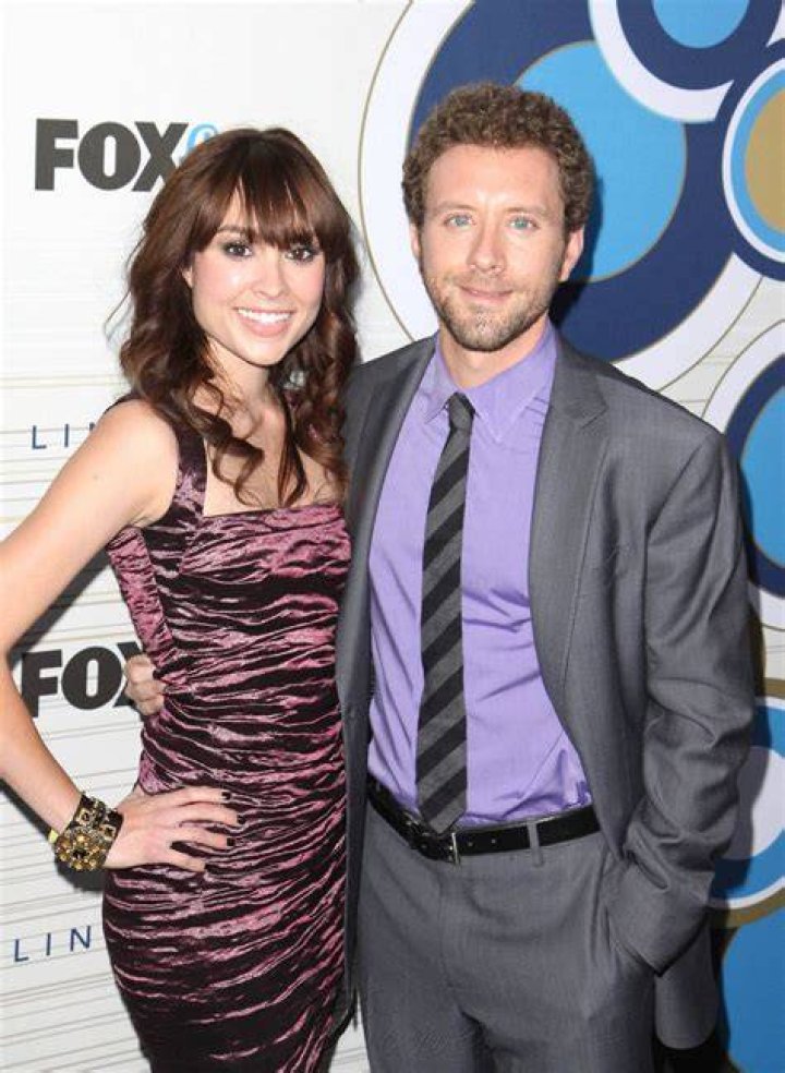 Is T.J. Thyne Married? His Bio, Age, Wife, Child and Net worth