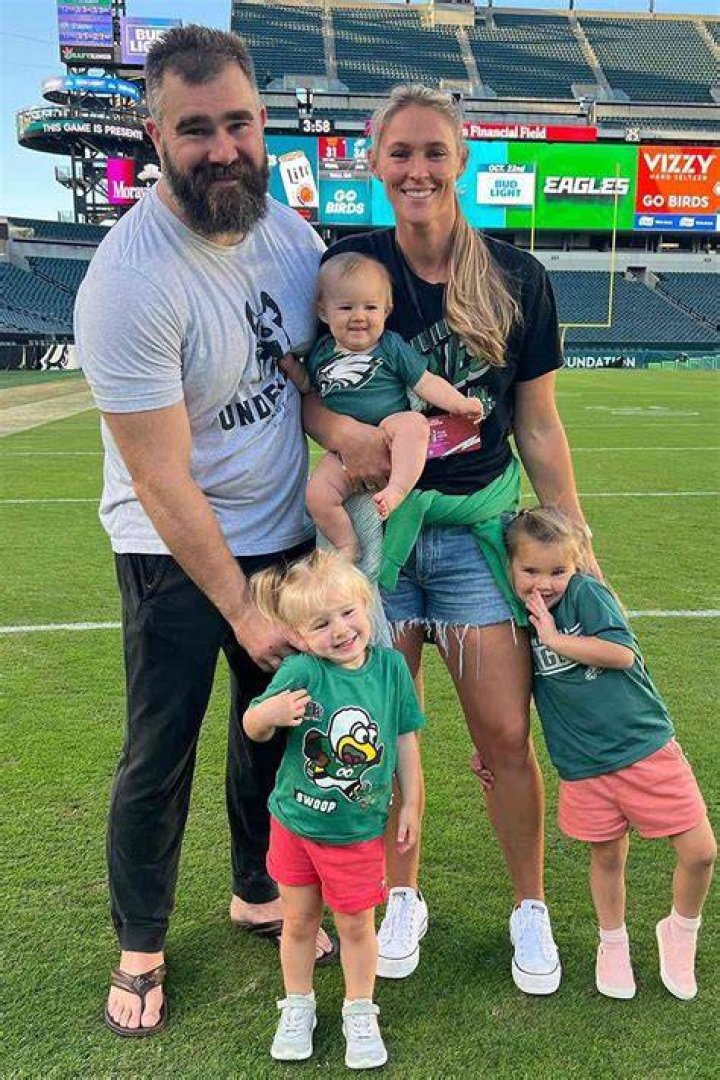 Jason Kelce Ethnicity, What Nationality Is His? Wiki, Age, Net Worth