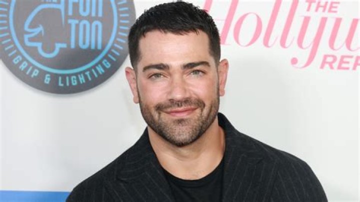 Jesse Metcalfe's Love Life: Past And Present