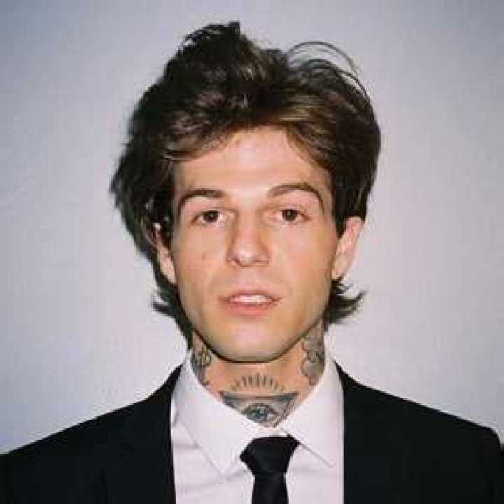 Jesse Rutherford (Singer) Height, Weight, Age, Body Statistics