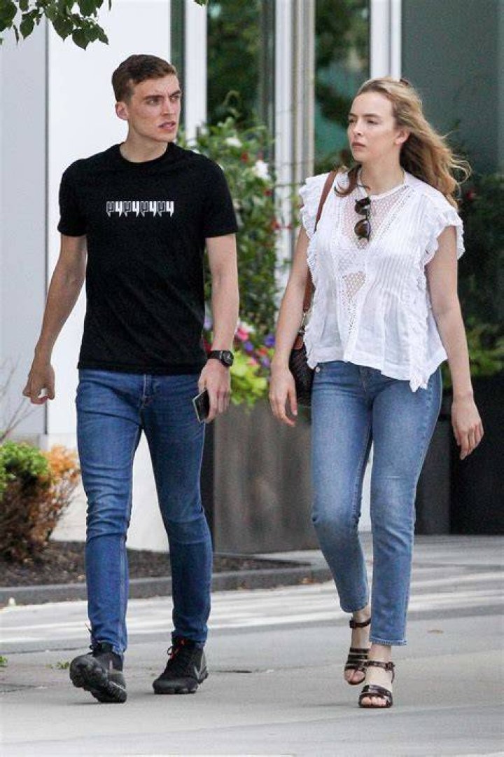 Jodie Comer Boyfriend Is Jodie Comer Dating?