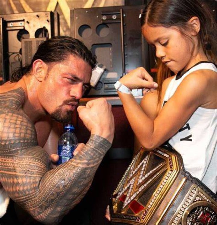 Joelle Anoa'i Roman reigns daughter, Roman reigns family, Wwe