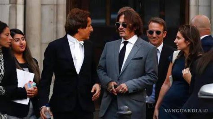 Johnny Depp est&aacute; saliendo con Joelle Rich, su abogada &ldquo;La qu&iacute;mica