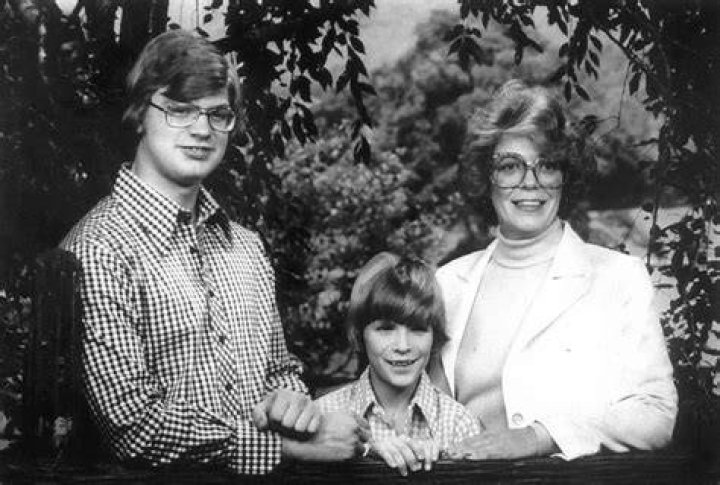 Joyce Dahmer Who Is Jeffrey Dahmer's Mother?