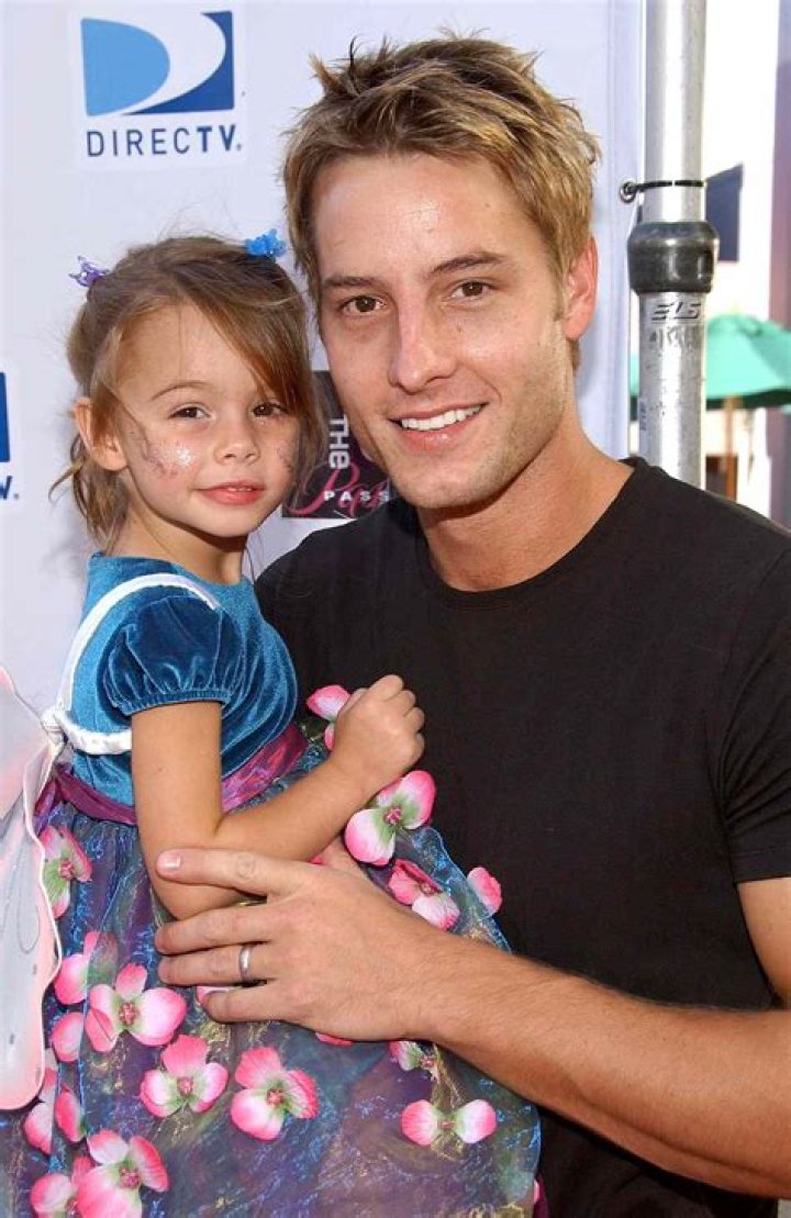 Justin Hartley brings daughter Isabella to the Critics&rsquo; Choice Awards