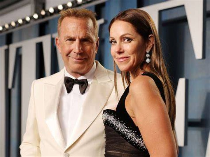 Kevin Costner&rsquo;s estranged wife Christine gushes over &lsquo;charming&rsquo; actor