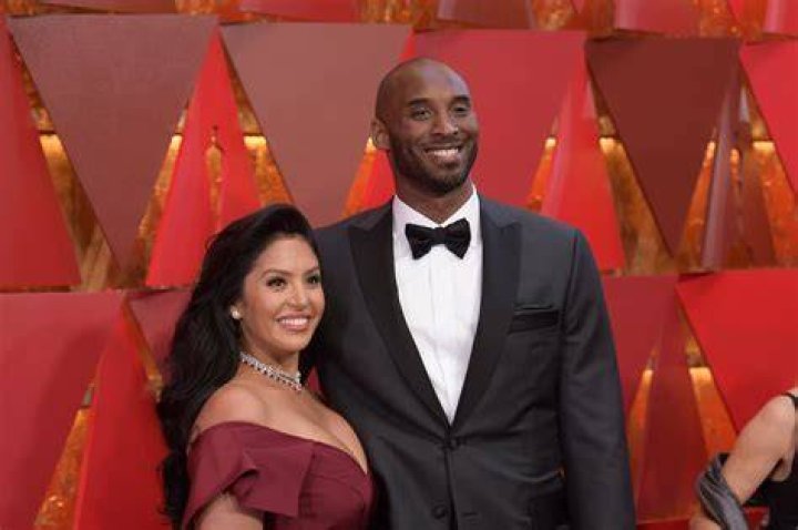 Kobe Bryant, wife Vanessa expecting their fourth child