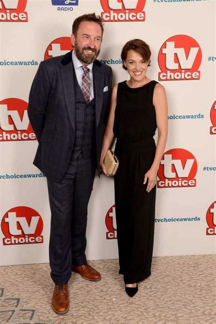 Lee Mack says wife Tara is so noone believes they met before