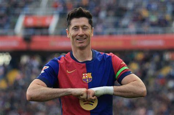 Lewandowski's anniversary at Barça! The best moments of '9'