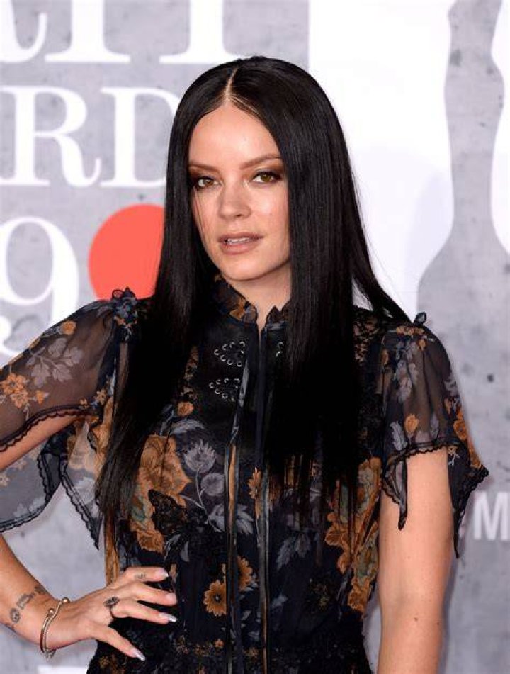 Lily Allen's Body Measurements Including Height, Weight, Dress Size