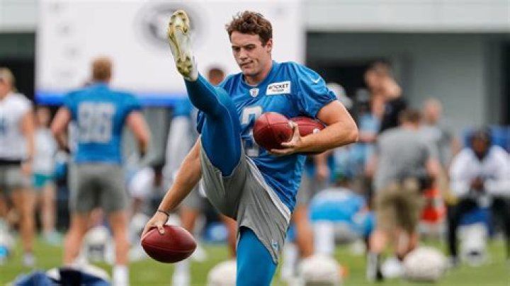 Lions make Jack Fox league's highestpaid punter Yardbarker